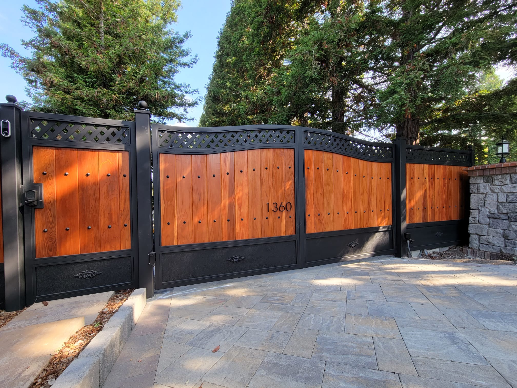 Hybrid wood and steel gate — Bay Area, CA